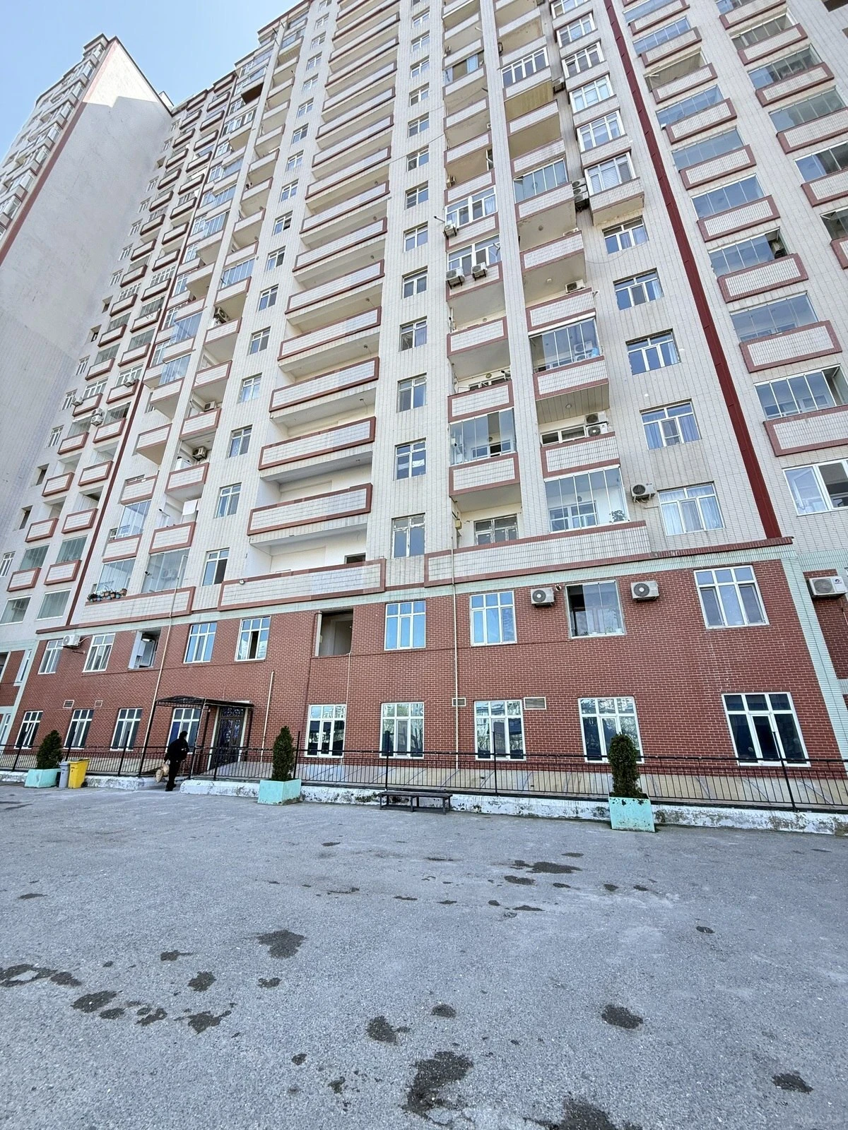 Satılır 3 otaqlı mənzil 70 m²