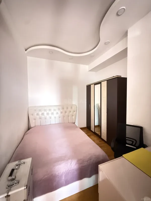 Satılır 3 otaqlı mənzil 70 m²