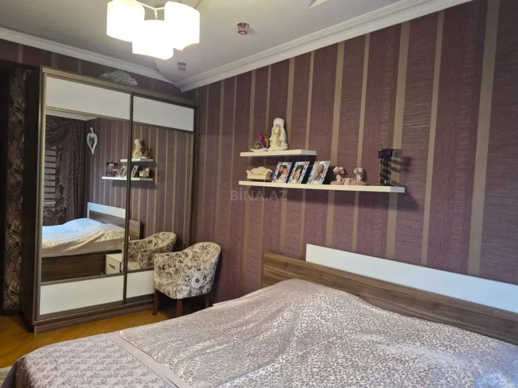 Kirayə verilir 3 otaqlı mənzil 130 m²