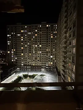 Kirayə verilir 2 otaqlı mənzil 76 m²