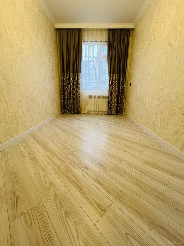 Satılır 3 otaqlı mənzil 65 m²