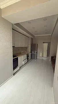 Kirayə verilir 2 otaqlı mənzil 68 m²