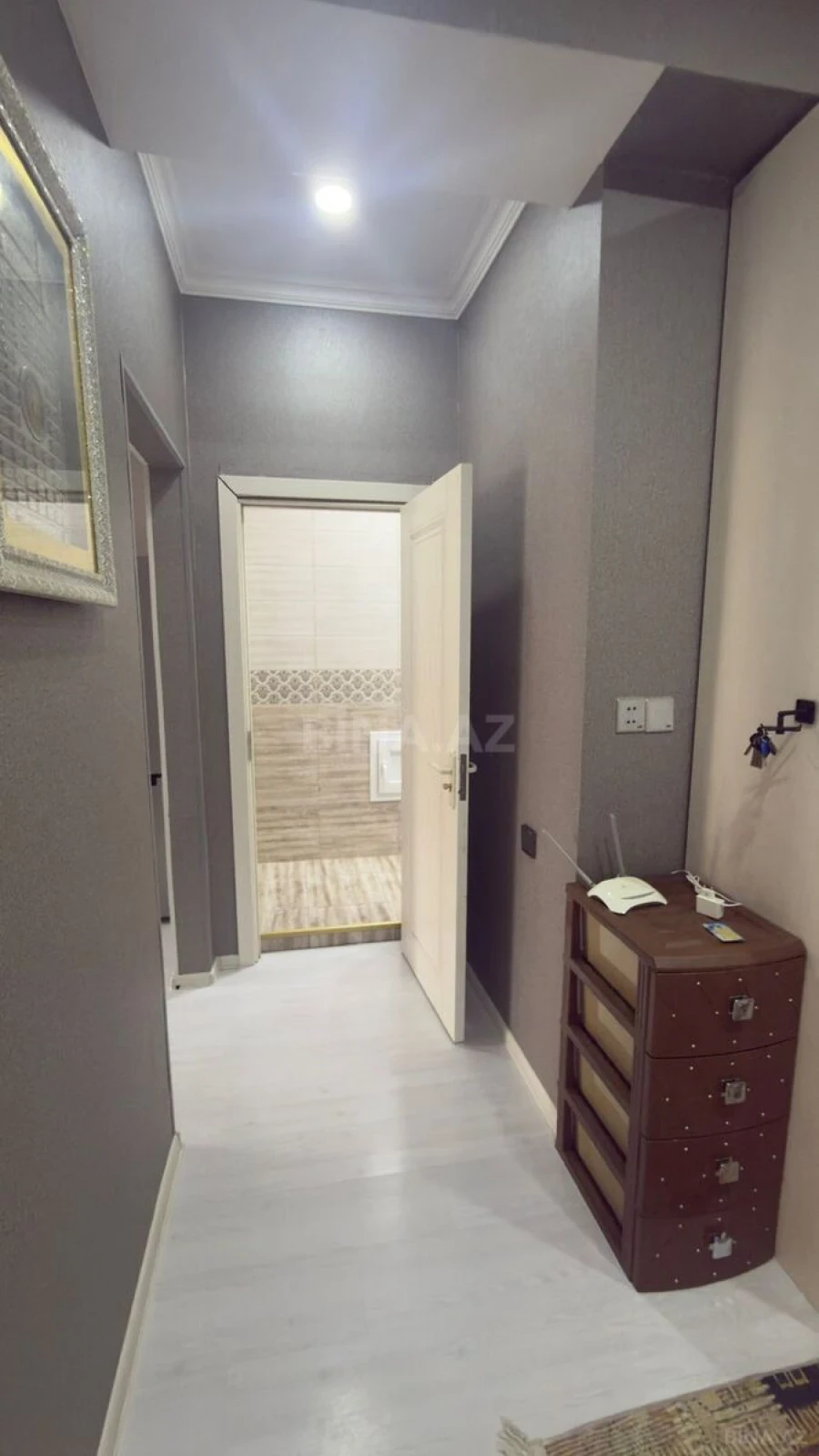 Kirayə verilir 2 otaqlı mənzil 68 m²