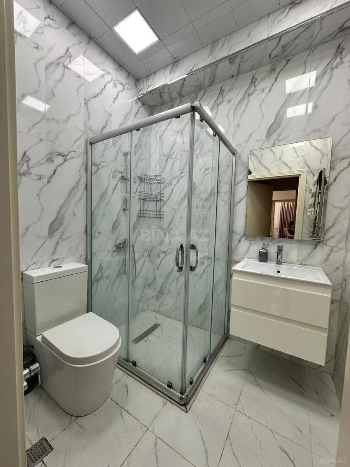 Satılır 2 otaqlı mənzil 91 m²