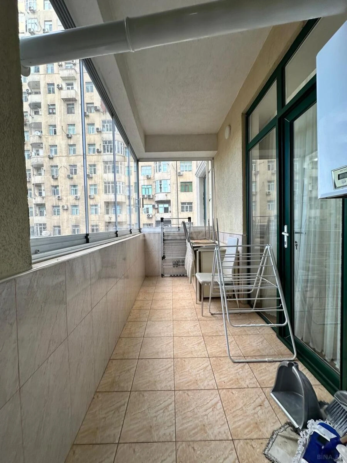 Satılır 2 otaqlı mənzil 91 m²