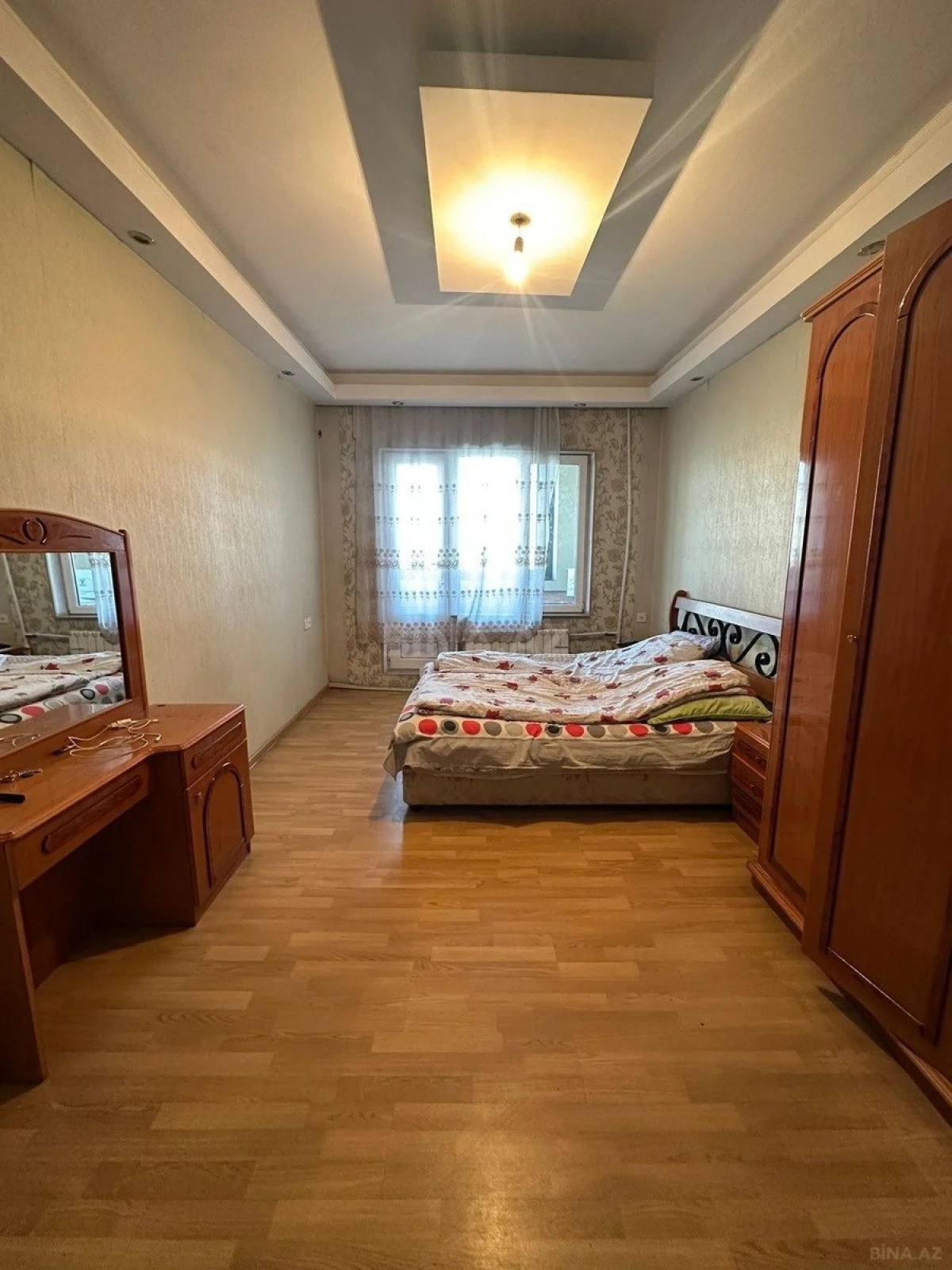 Kirayə verilir 4 otaqlı mənzil 115 m²