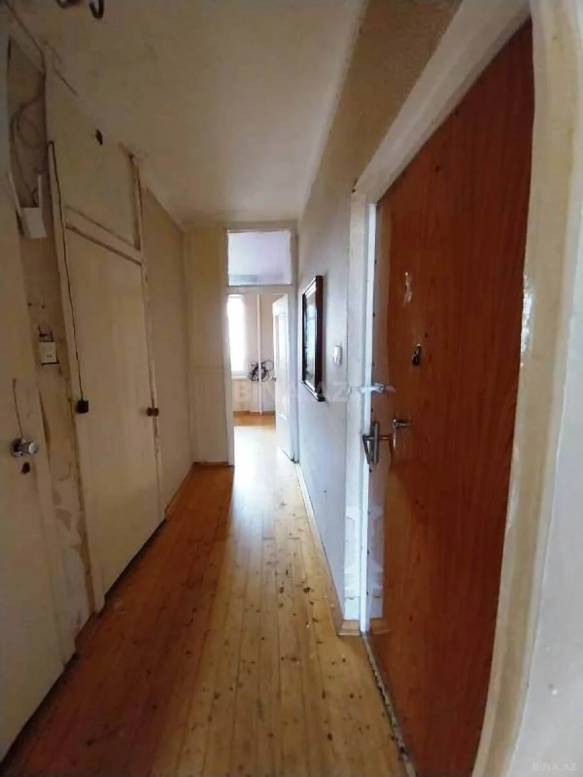 Satılır 1 otaqlı mənzil 40 m²