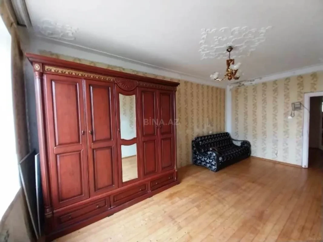Satılır 1 otaqlı mənzil 40 m²