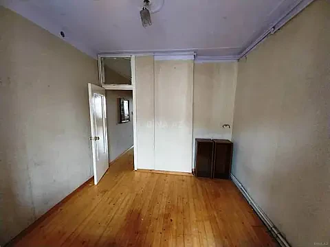 Satılır 1 otaqlı mənzil 40 m²