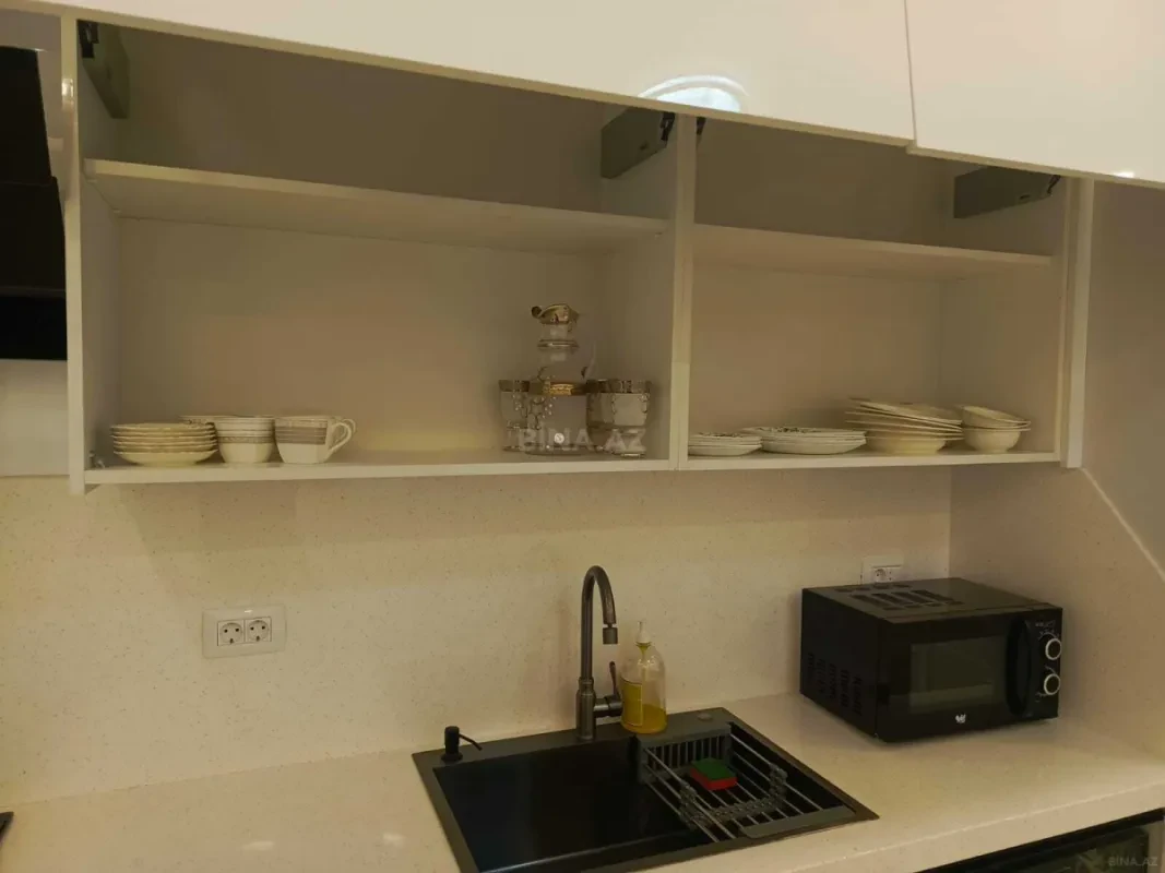 Kirayə verilir 3 otaqlı mənzil 120 m²
