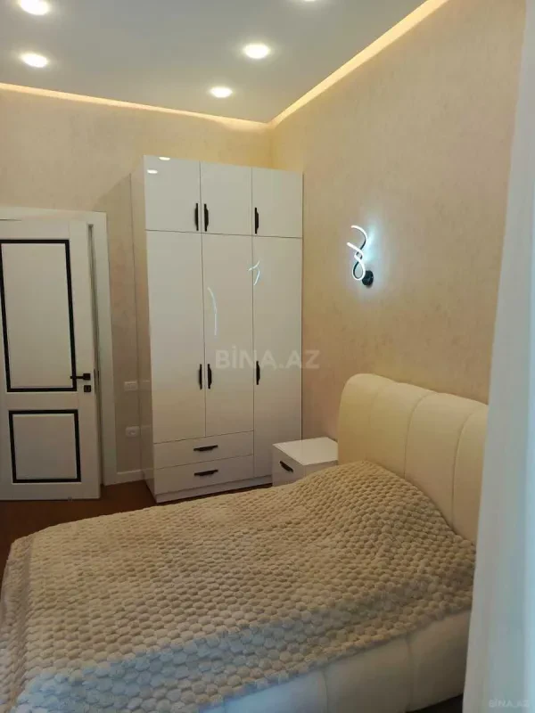 Kirayə verilir 3 otaqlı mənzil 120 m²