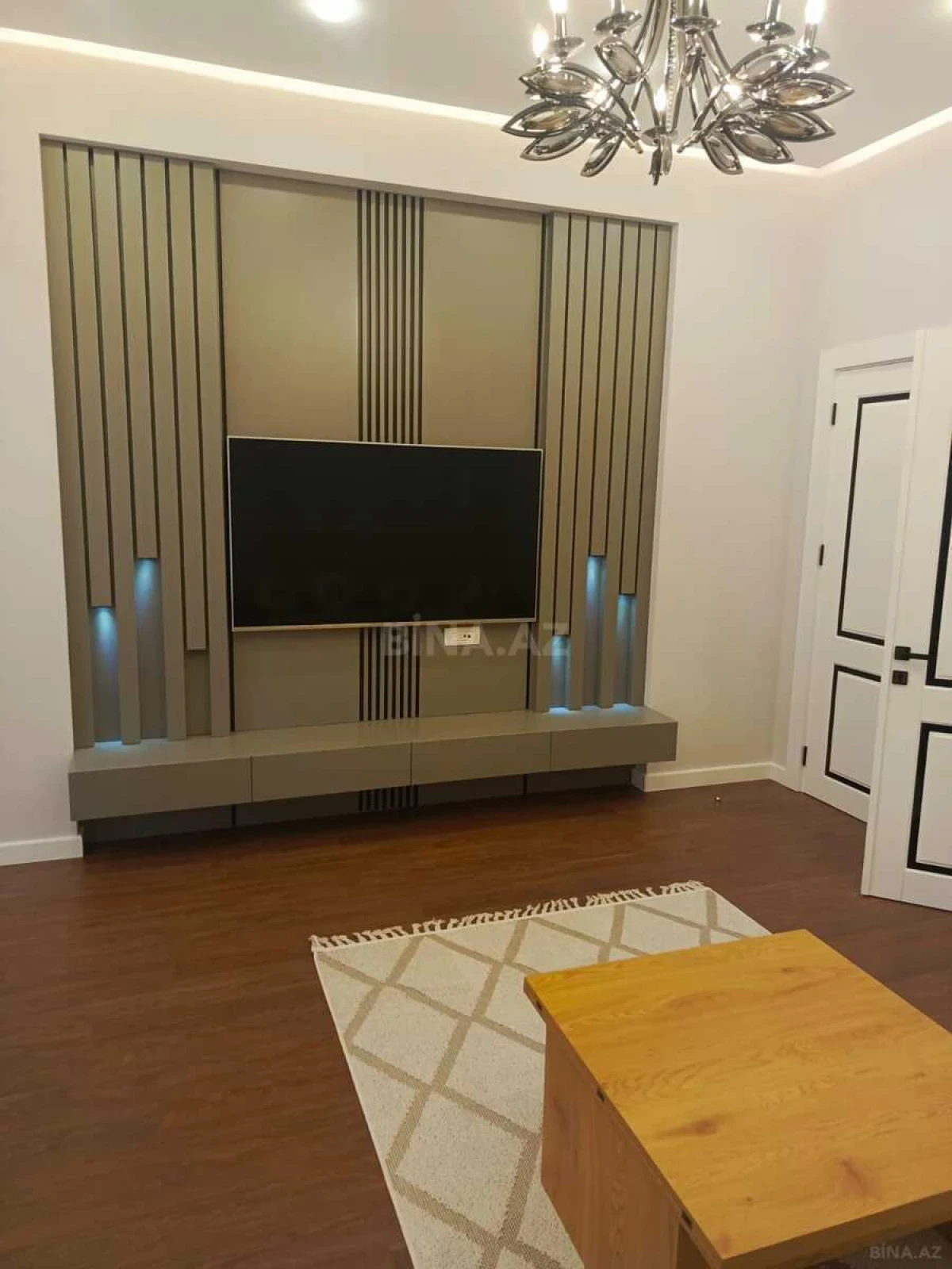 Kirayə verilir 3 otaqlı mənzil 120 m²