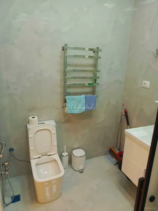 Kirayə verilir 3 otaqlı mənzil 120 m²