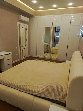 Kirayə verilir 3 otaqlı mənzil 120 m²