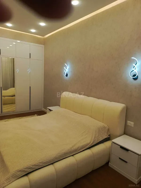Kirayə verilir 3 otaqlı mənzil 120 m²