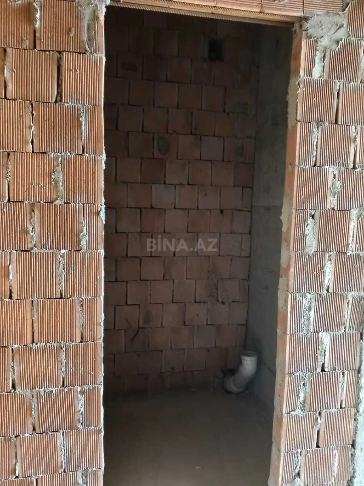 Satılır 2 otaqlı mənzil 66 m²