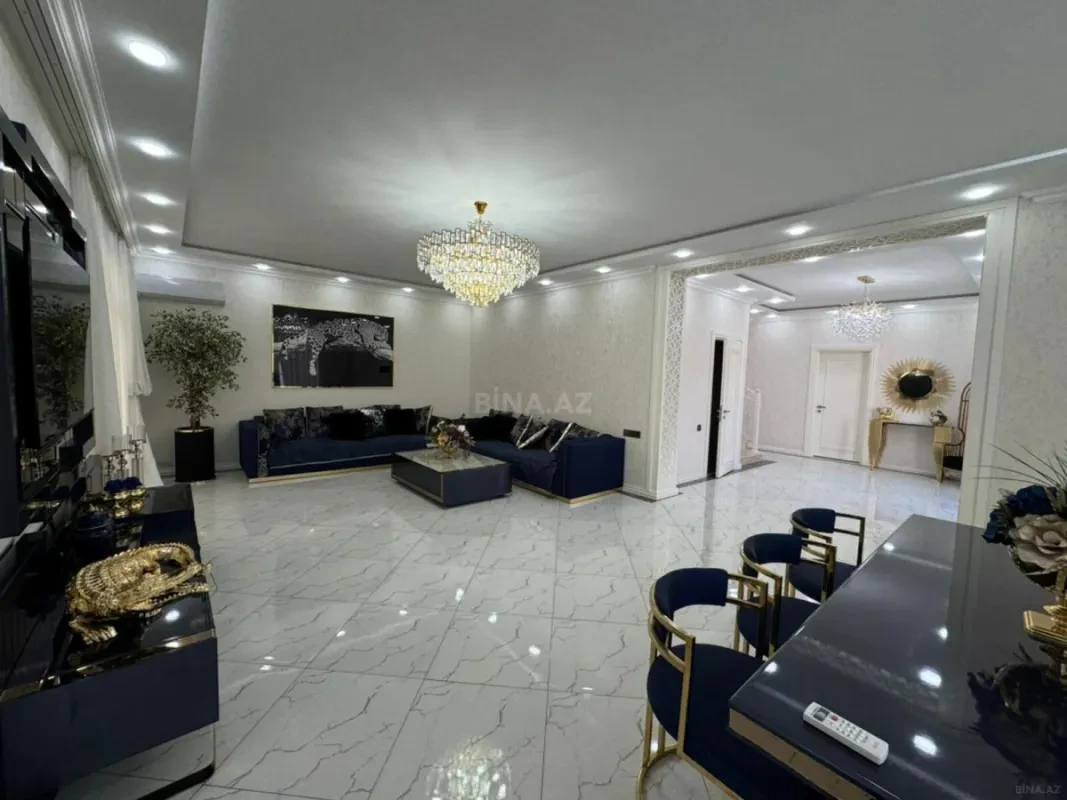 Satılır 6 otaqlı həyət evi 300 m²