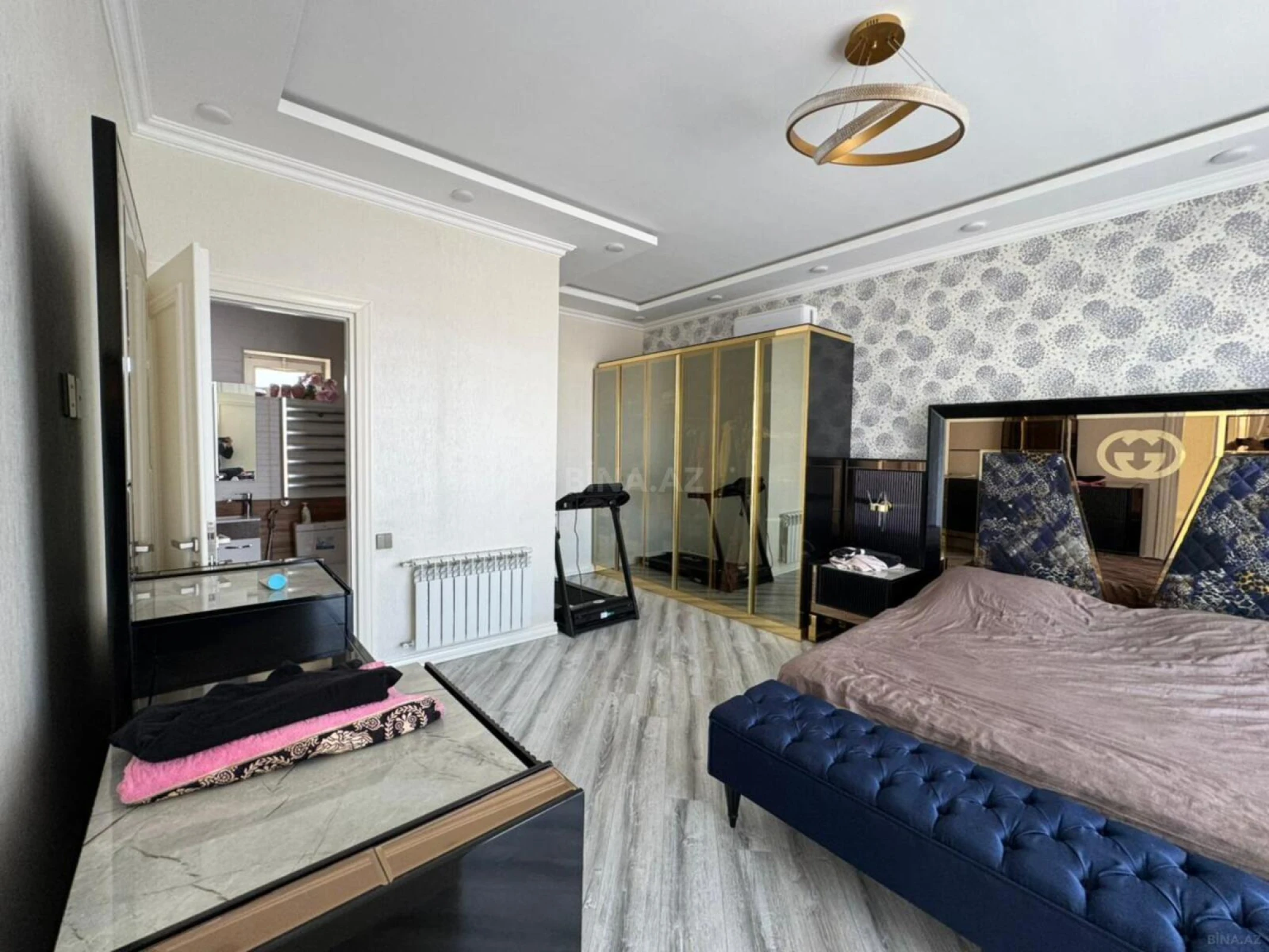 Satılır 6 otaqlı həyət evi 300 m²