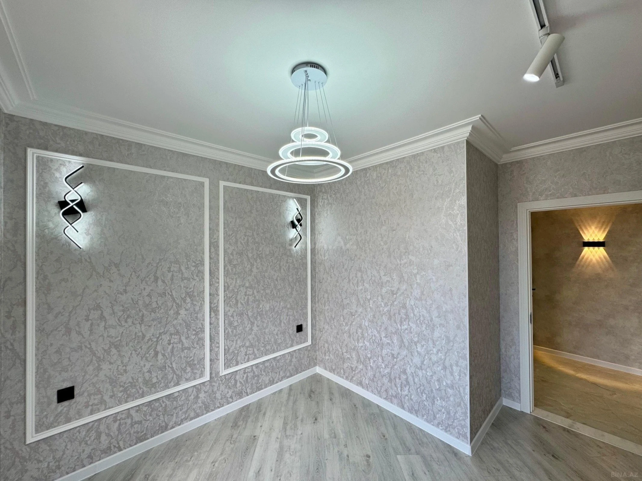 Satılır 4 otaqlı mənzil 80 m²