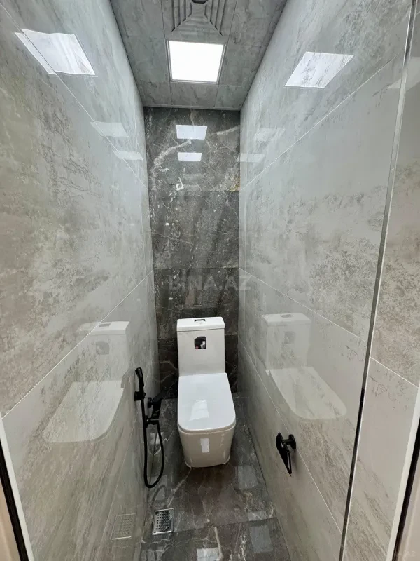 Satılır 4 otaqlı mənzil 80 m²