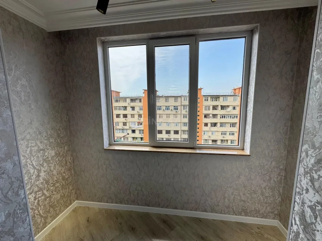 Satılır 4 otaqlı mənzil 80 m²