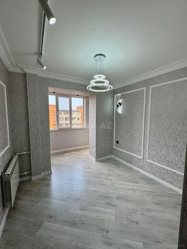 Satılır 4 otaqlı mənzil 80 m²