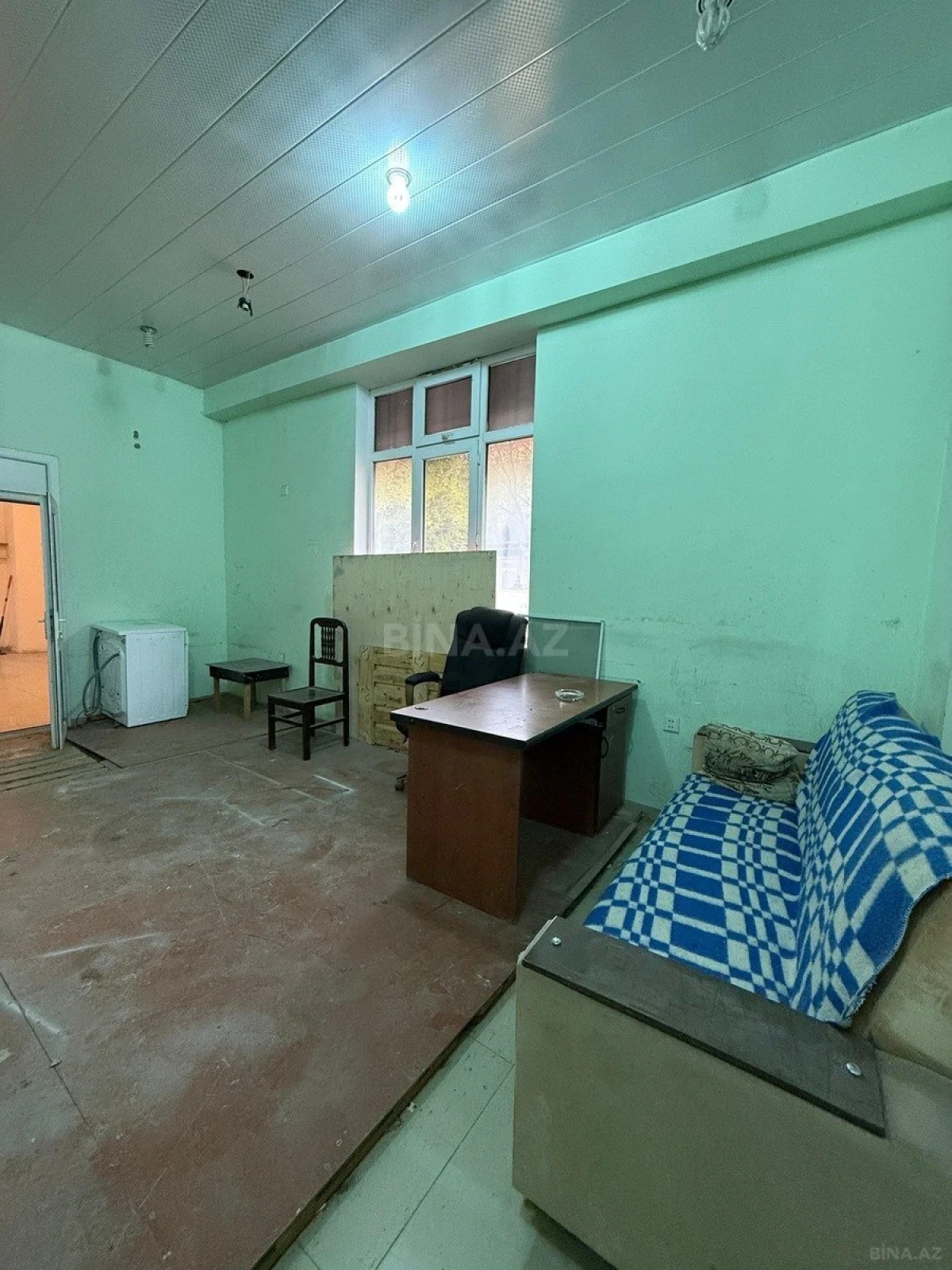 Kirayə verilir obyekt 92 m²