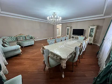 Kirayə verilir 3 otaqlı mənzil 155 m² — Bakı, Xətai 3 otaq 155.00 m²