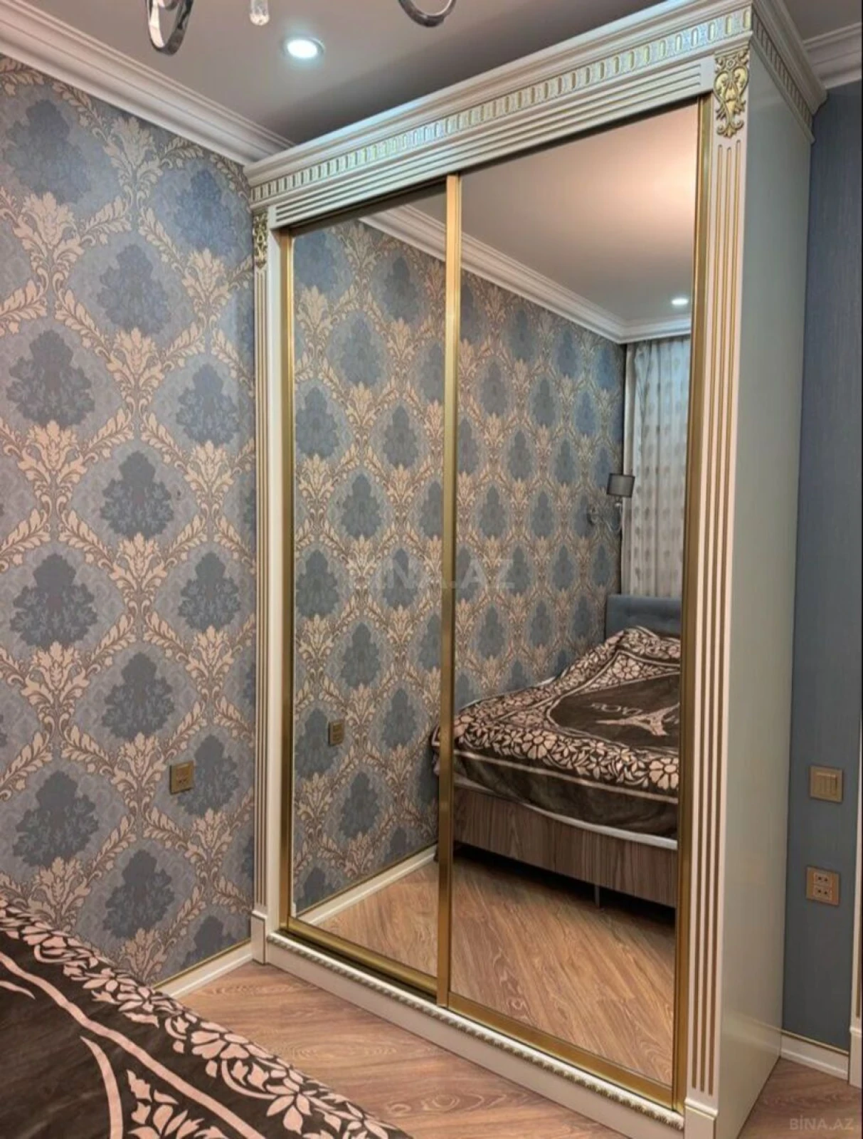 Kirayə verilir 2 otaqlı mənzil 67 m²