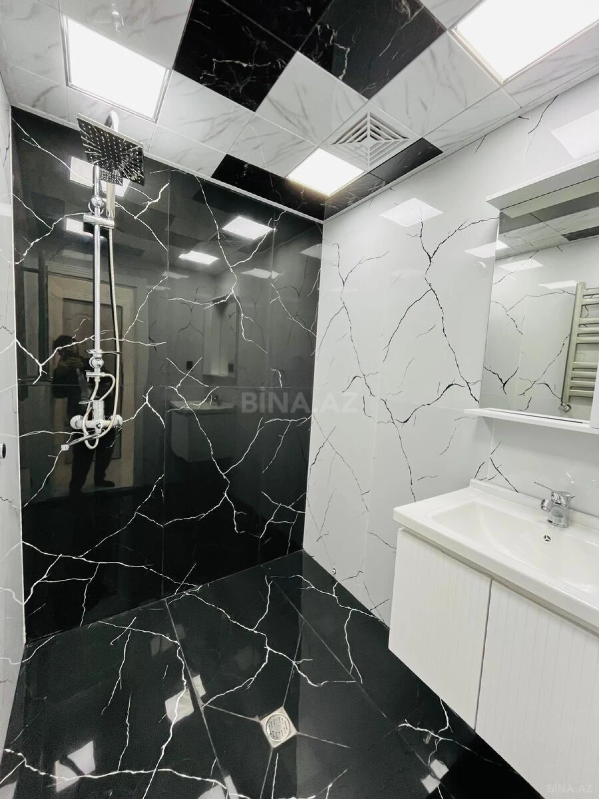 Satılır 3 otaqlı mənzil 55 m²