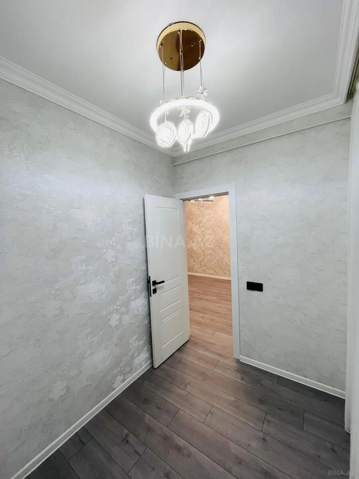 Satılır 3 otaqlı mənzil 55 m²