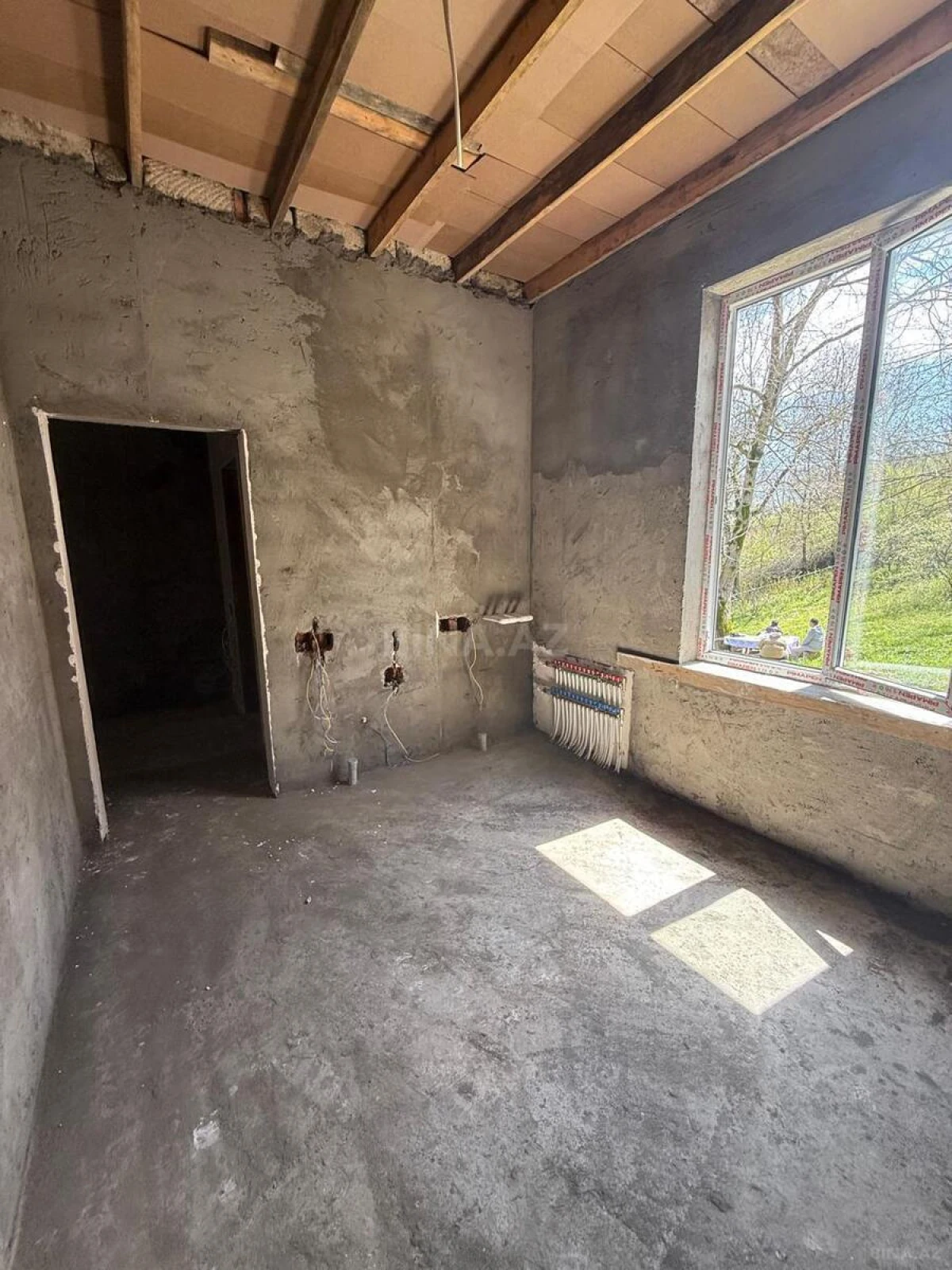 Satılır 5 otaqlı həyət evi 135 m²
