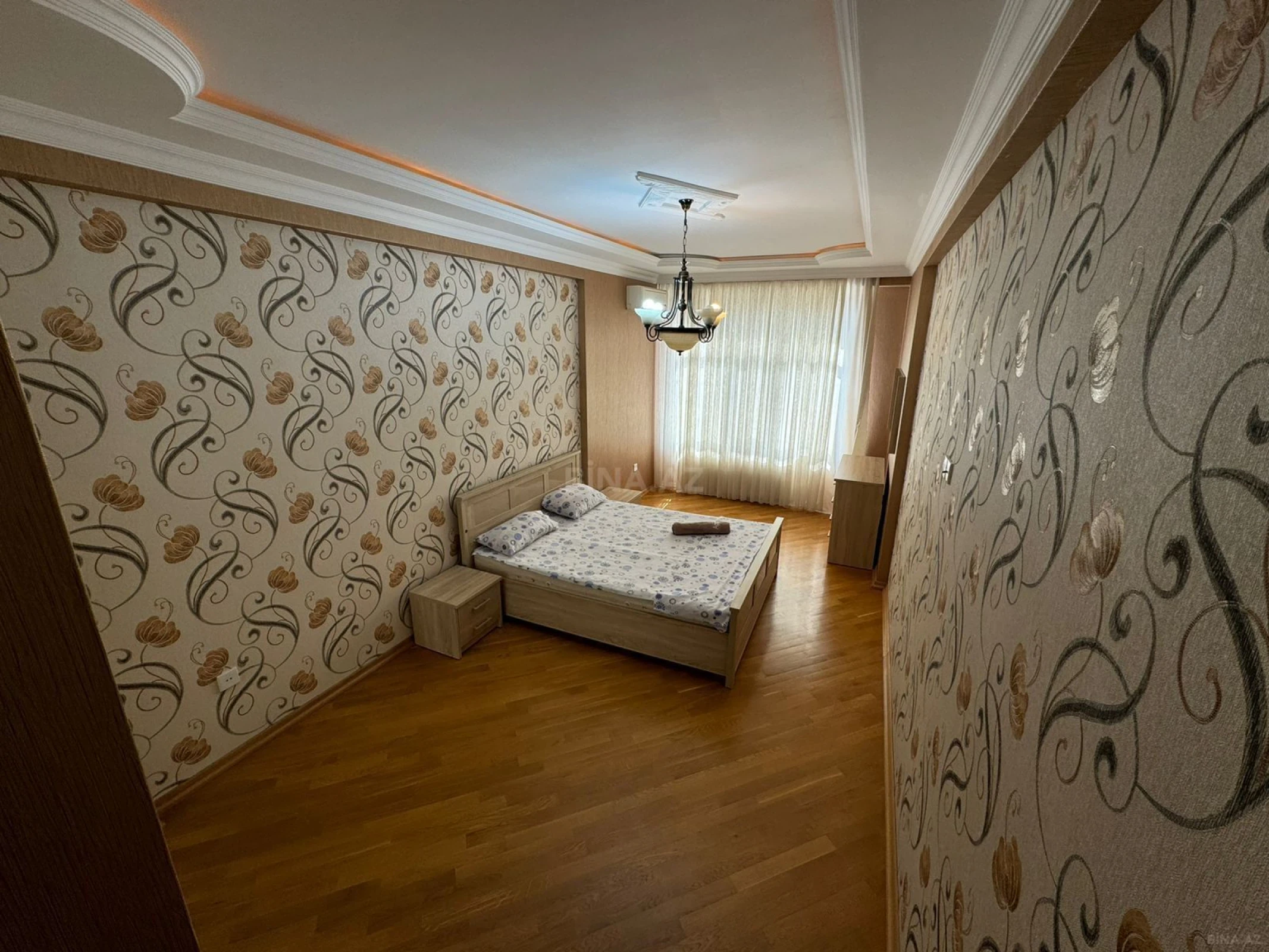 Kirayə verilir 3 otaqlı mənzil 102 m²