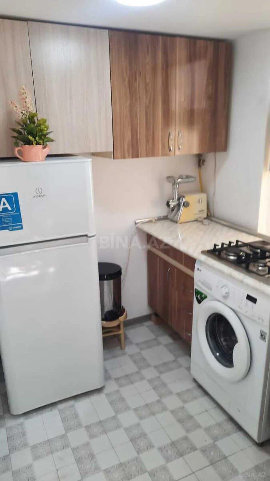 Satılır 1 otaqlı mənzil 28 m²