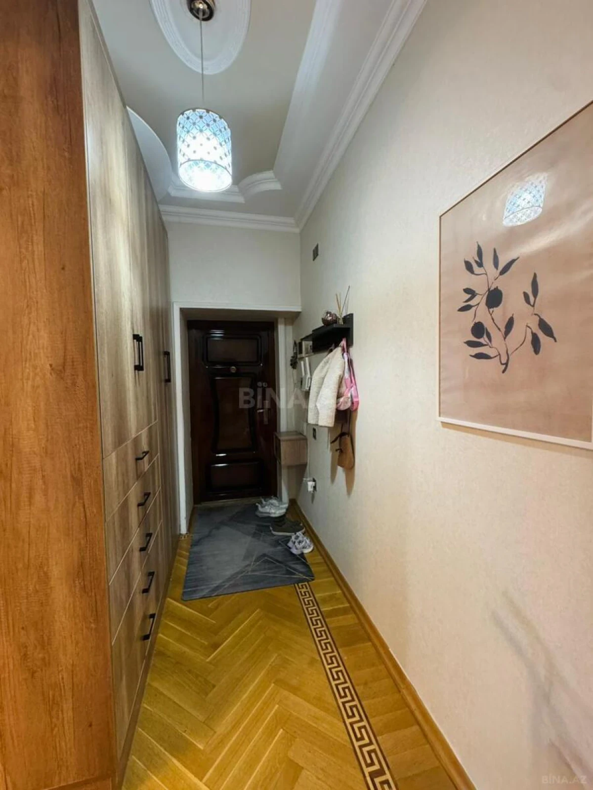Satılır 2 otaqlı mənzil 88 m²