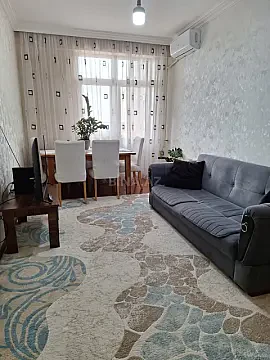 Satılır 2 otaqlı mənzil 78 m²