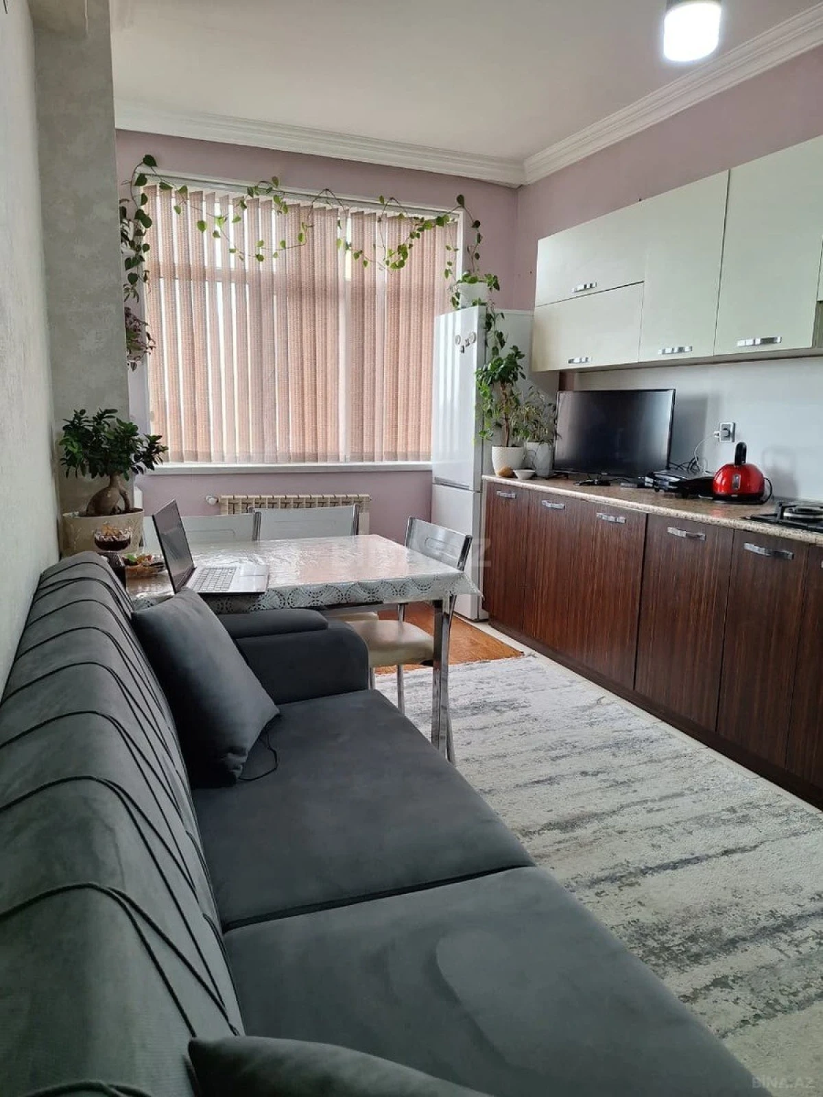 Satılır 2 otaqlı mənzil 78 m²