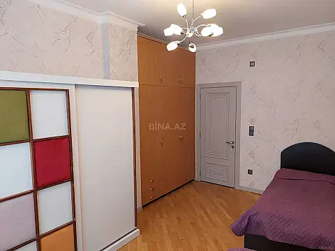 Kirayə verilir 3 otaqlı mənzil 130 m²
