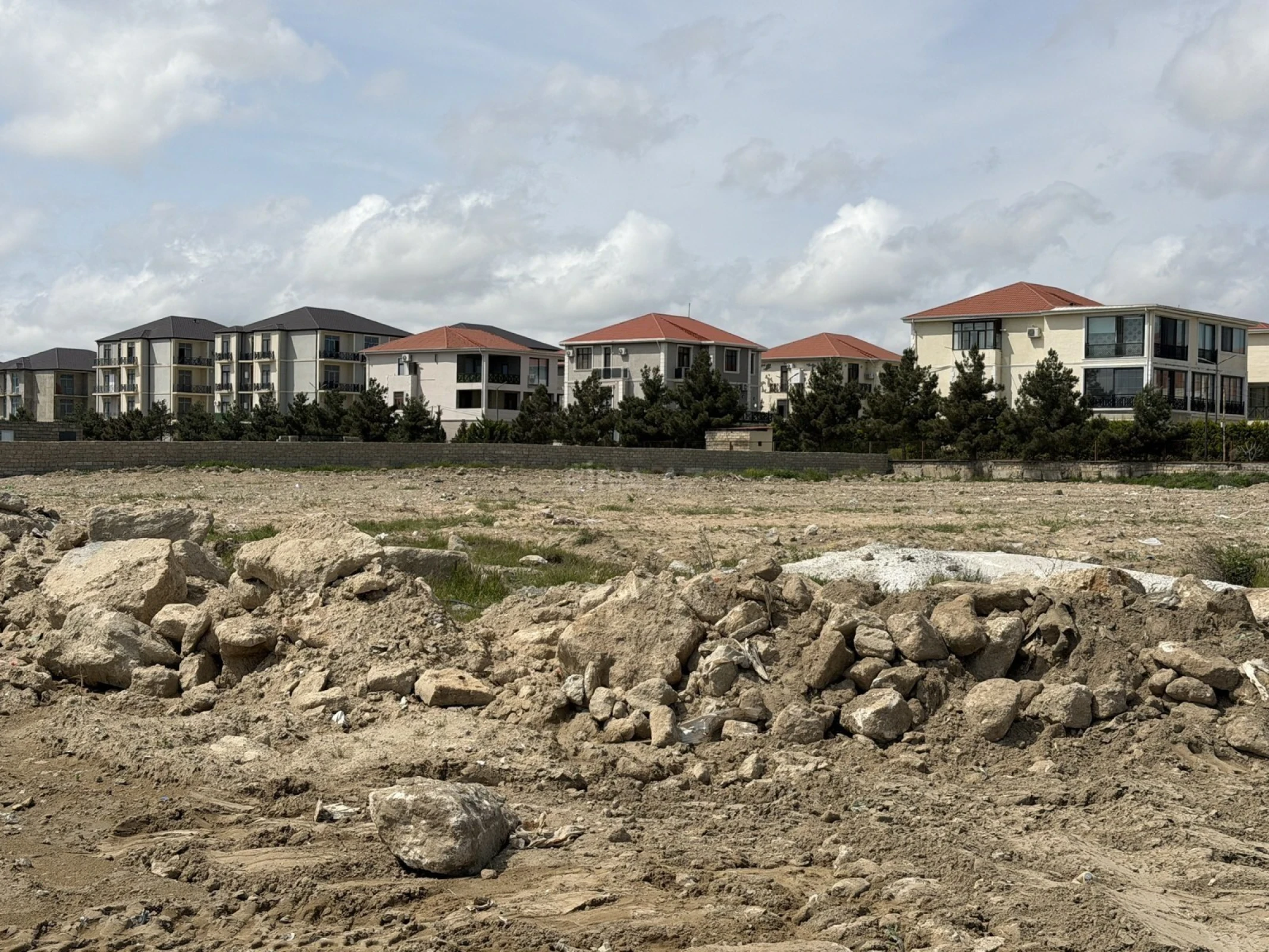 Satılır torpaq sahəsi 40 m²