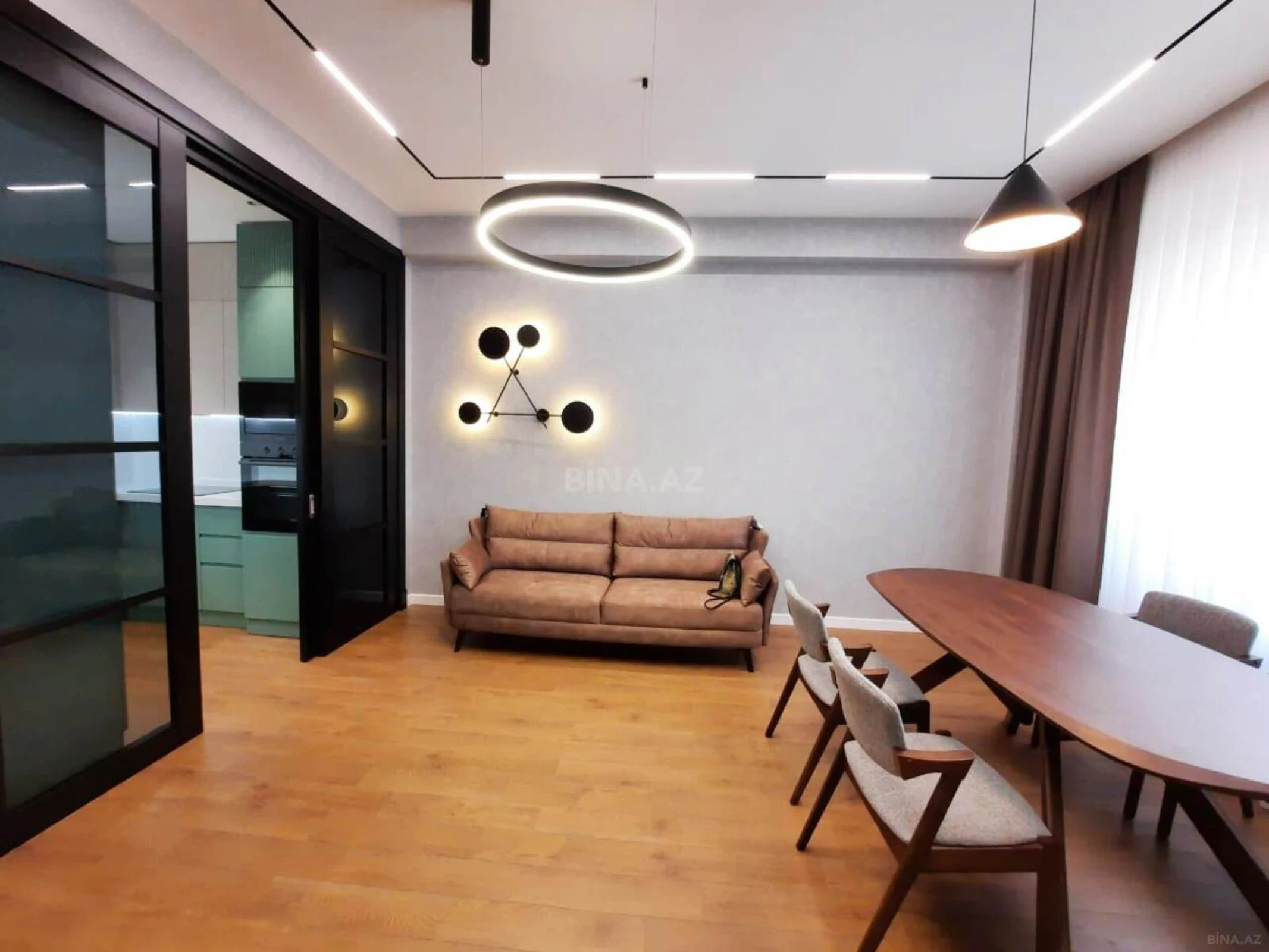 Kirayə verilir 3 otaqlı mənzil 110 m²