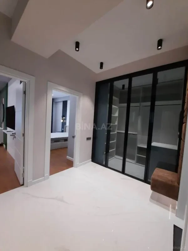 Kirayə verilir 3 otaqlı mənzil 110 m²