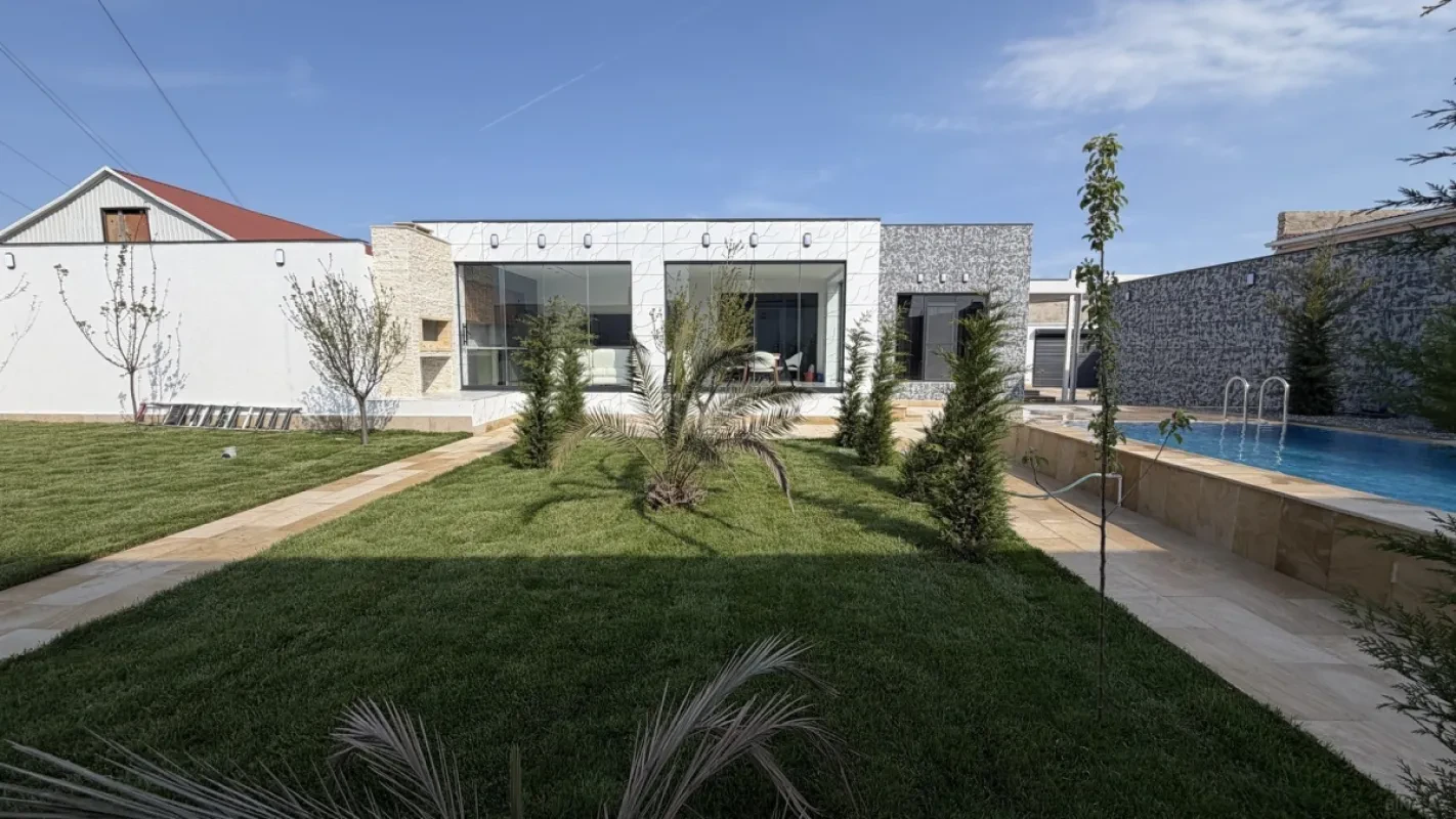 Satılır 4 otaqlı həyət evi 190 m²