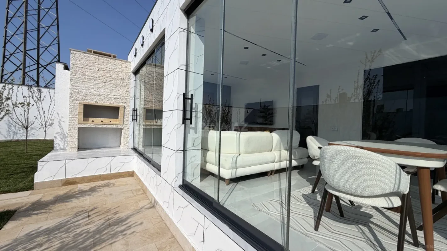Satılır 4 otaqlı həyət evi 190 m²