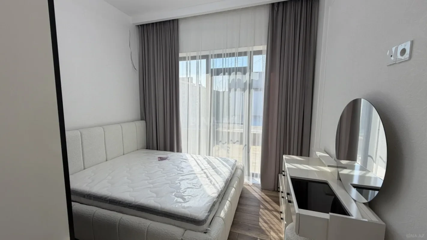 Satılır 4 otaqlı həyət evi 190 m²