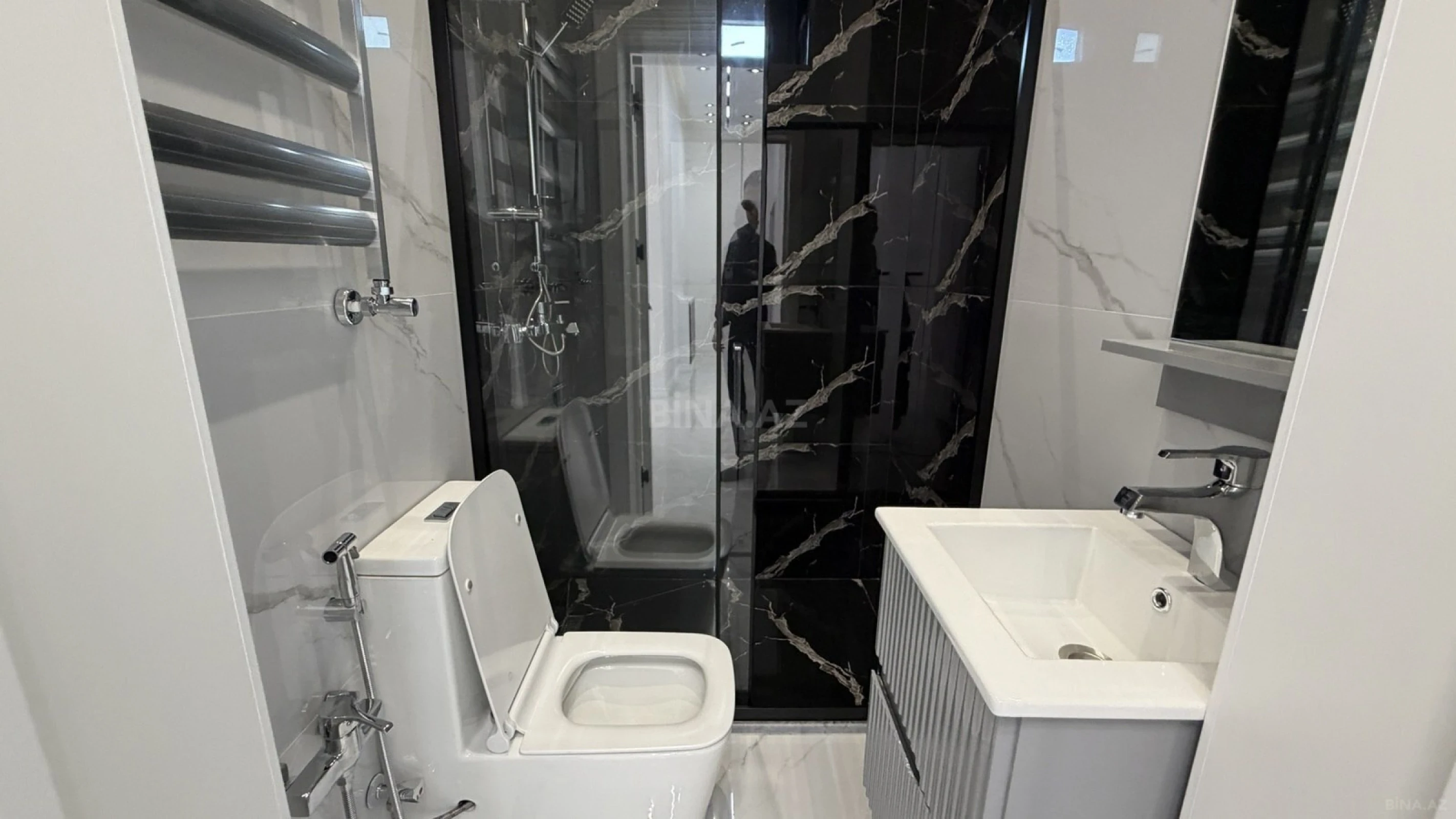 Satılır 4 otaqlı həyət evi 190 m²