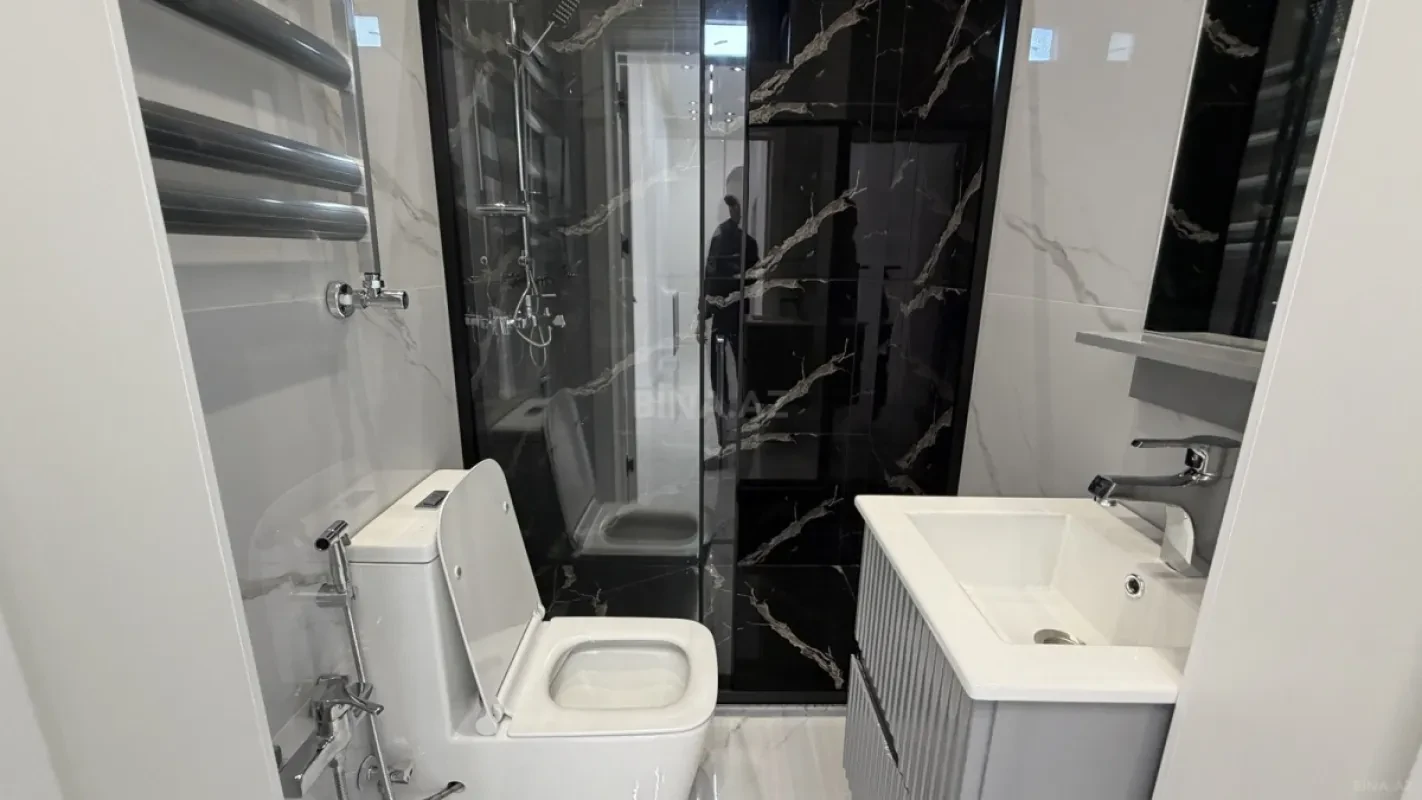 Satılır 4 otaqlı həyət evi 190 m²