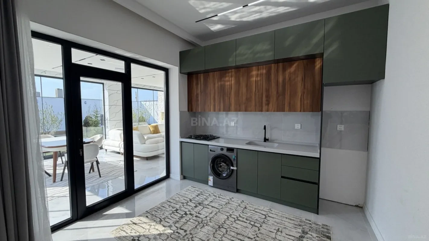 Satılır 4 otaqlı həyət evi 190 m²