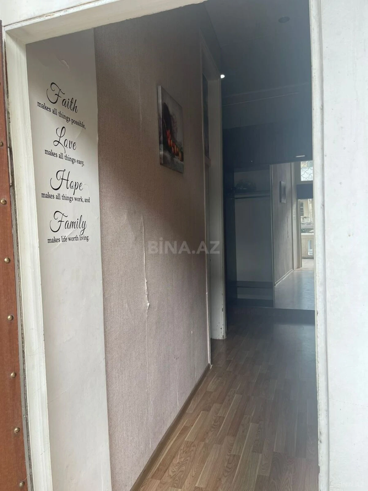 Kirayə verilir 2 otaqlı mənzil 75 m²