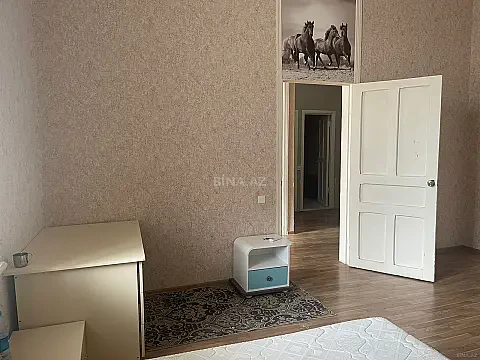 Kirayə verilir 2 otaqlı mənzil 75 m²