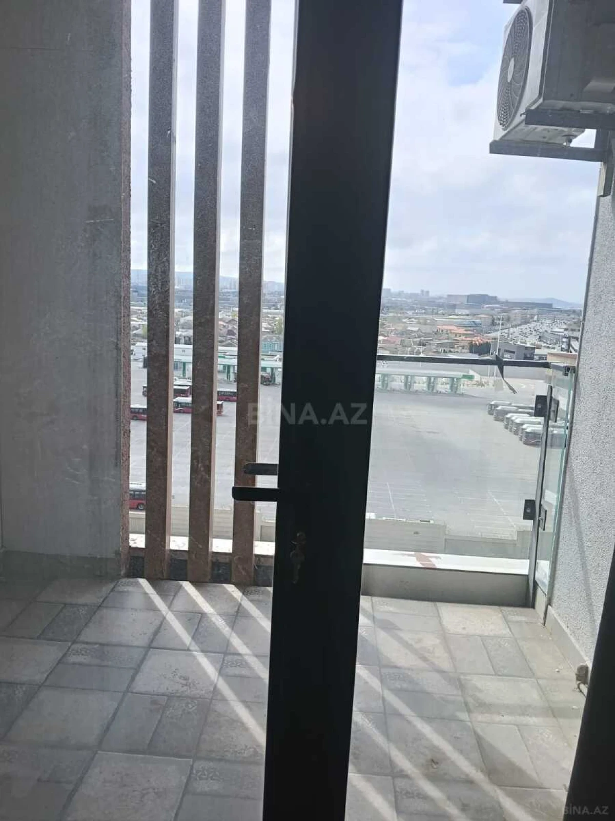 Satılır 2 otaqlı mənzil 59 m²